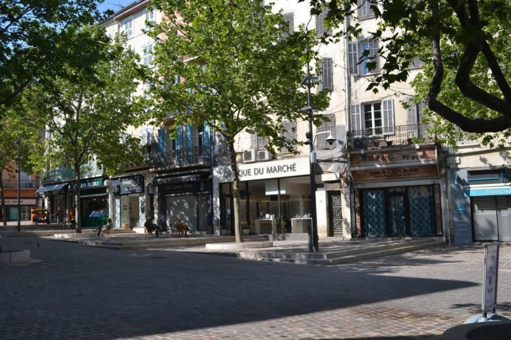 Appartement 50M2 Centre Marche Wifi Tribunal Draguignan Eksteriør billede